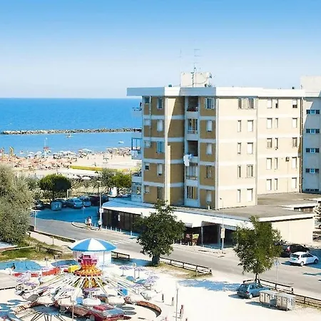 Solaria, Lido Adriano